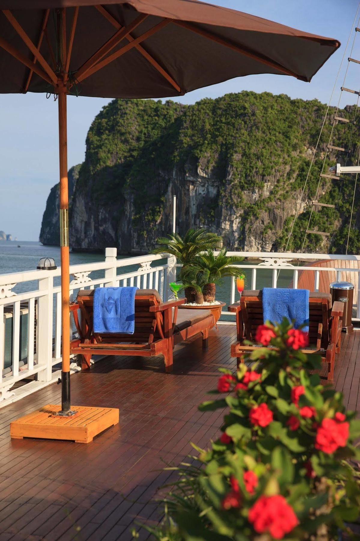Garden Bay Luxury Cruise Otel Ha Long Dış mekan fotoğraf